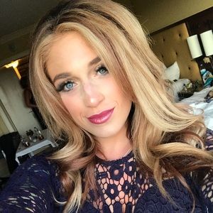 Meet your Posher, Tiffany